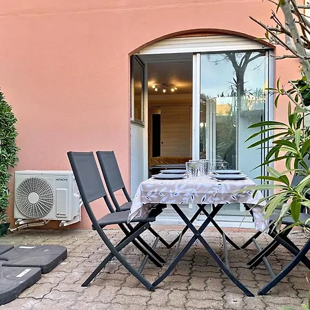 Jules Vernes Clim Wifi Terrasse 아파트 아그